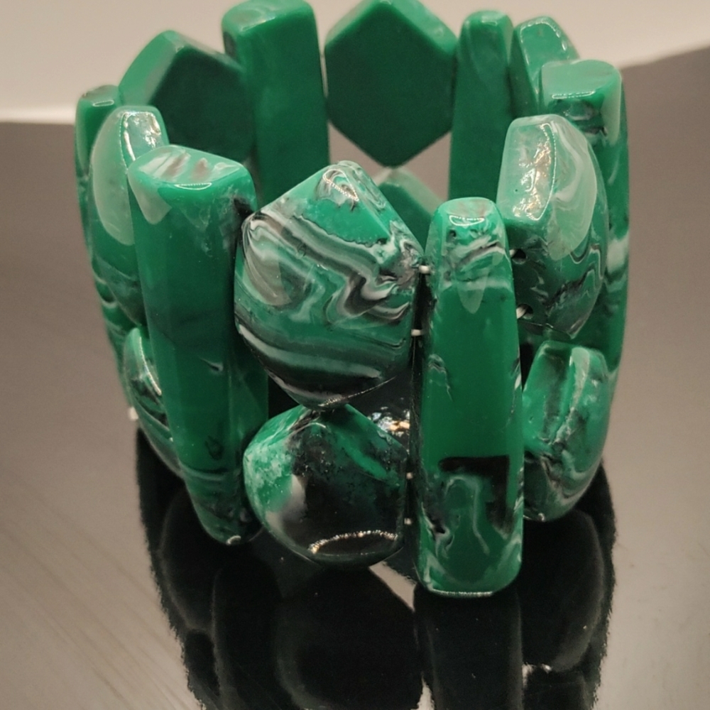 Chunky Acrylic Malachite bracelet.
